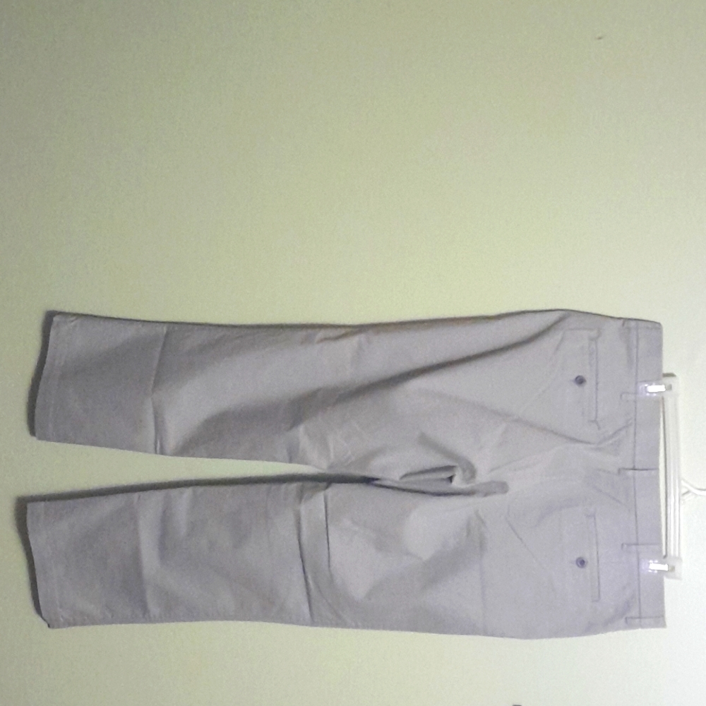 Men's Haggar 36x30 khaki pants - Picture 6 of 7